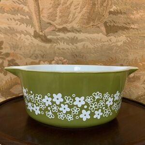 Vintage 1970s Spring Blossom Pyrex Casserole Dish 475-B